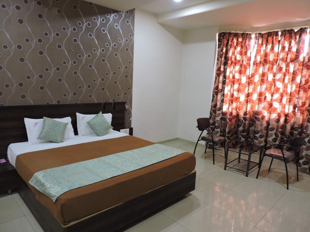 Hotel Sangam Regency Ratnagiri Room photo
